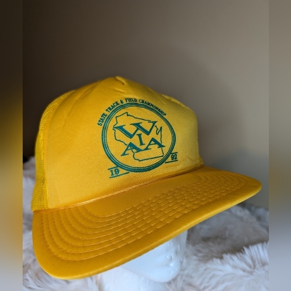 1992 WIAA TRUCKER HAT Adjustable Snap Back Ringed Brim VINTAGE WISCONSIN - Picture 10 of 12
